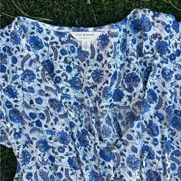 White and blue floral dress - Picture 2 of 2